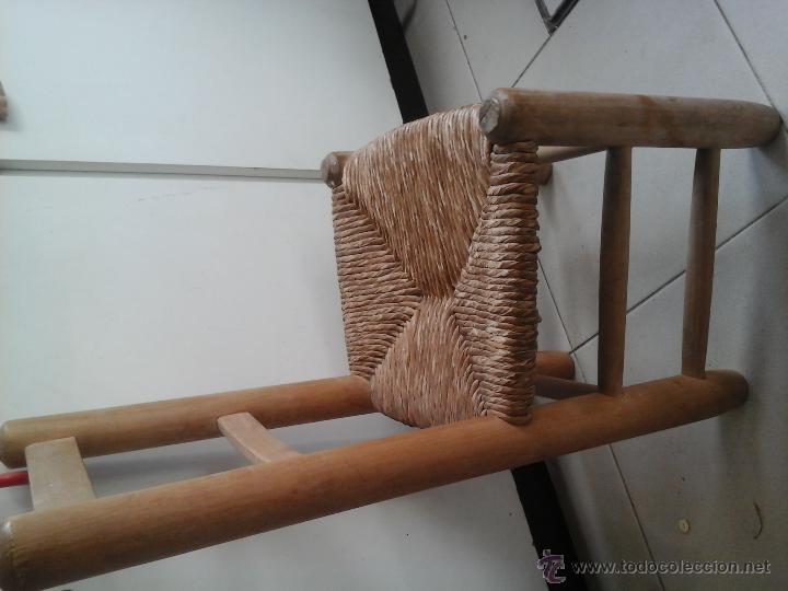 Antig&uuml;edades: Silla infantil - Foto 2