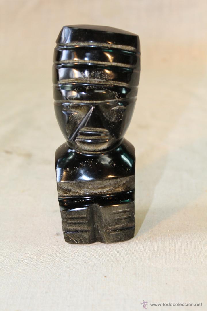 Antig&uuml;edades: FIGURA EN PIEDRA DE BASALTO - Foto 1