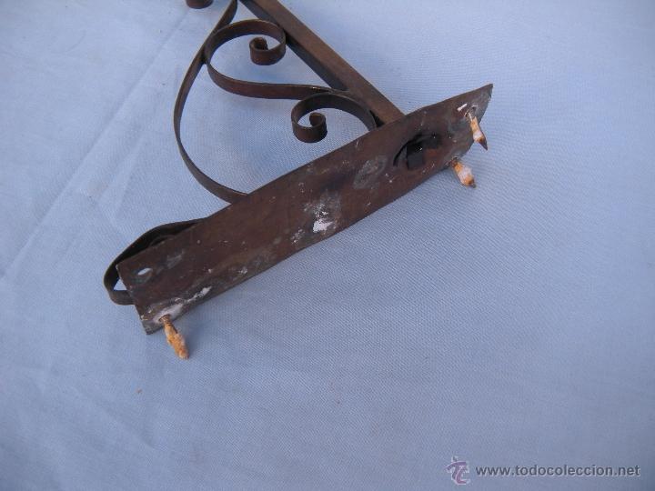 Antig&uuml;edades: PEQUE&Ntilde;A L&Aacute;MPARA - Foto 2