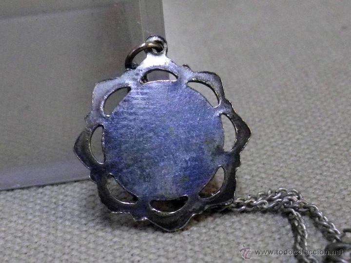Antig&uuml;edades: ANTIGUA MEDALLA RELIGIOSA, CON CADENA - Foto 3