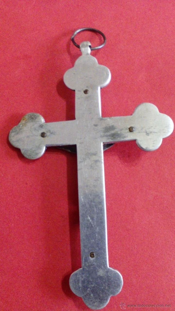 Antig&uuml;edades: CRUCIFIJO ANTIGUO EN ALUMINIO - Foto 2
