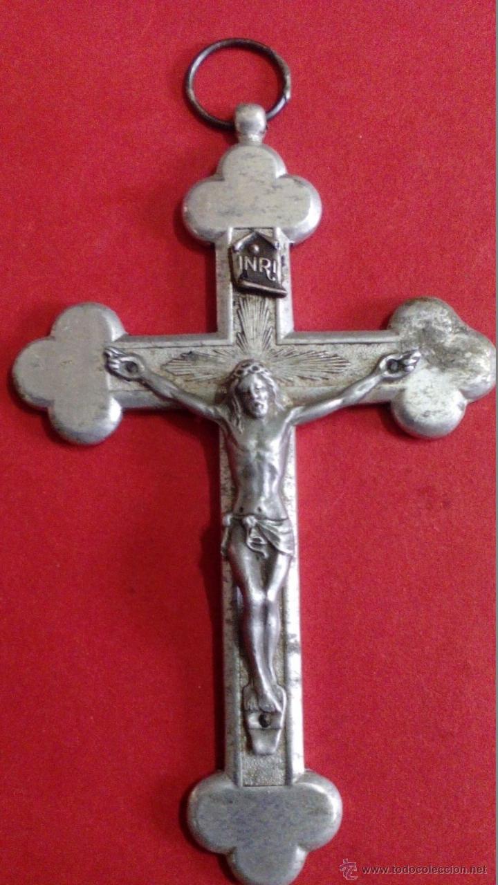 Antig&uuml;edades: CRUCIFIJO ANTIGUO EN ALUMINIO - Foto 3