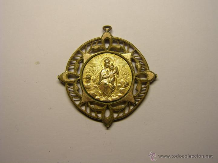 Antig&uuml;edades: Medalla religiosa de Virgen con Ni&ntilde;o. - Foto 1