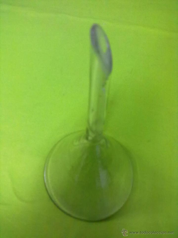 Antig&uuml;edades: EMBUDO DE CRISTAL - Foto 2