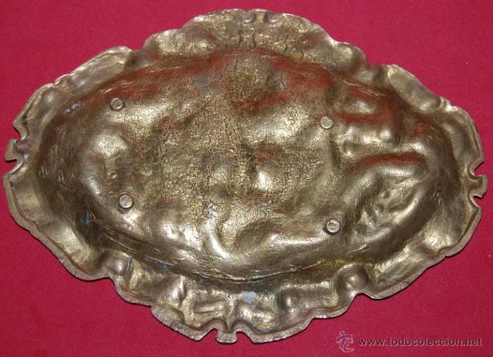Antig&uuml;edades: BANDEJA DE BRONCE CON DECORACI&Oacute;N FALLERA/FALLAS DE VALENCIA - Foto 2