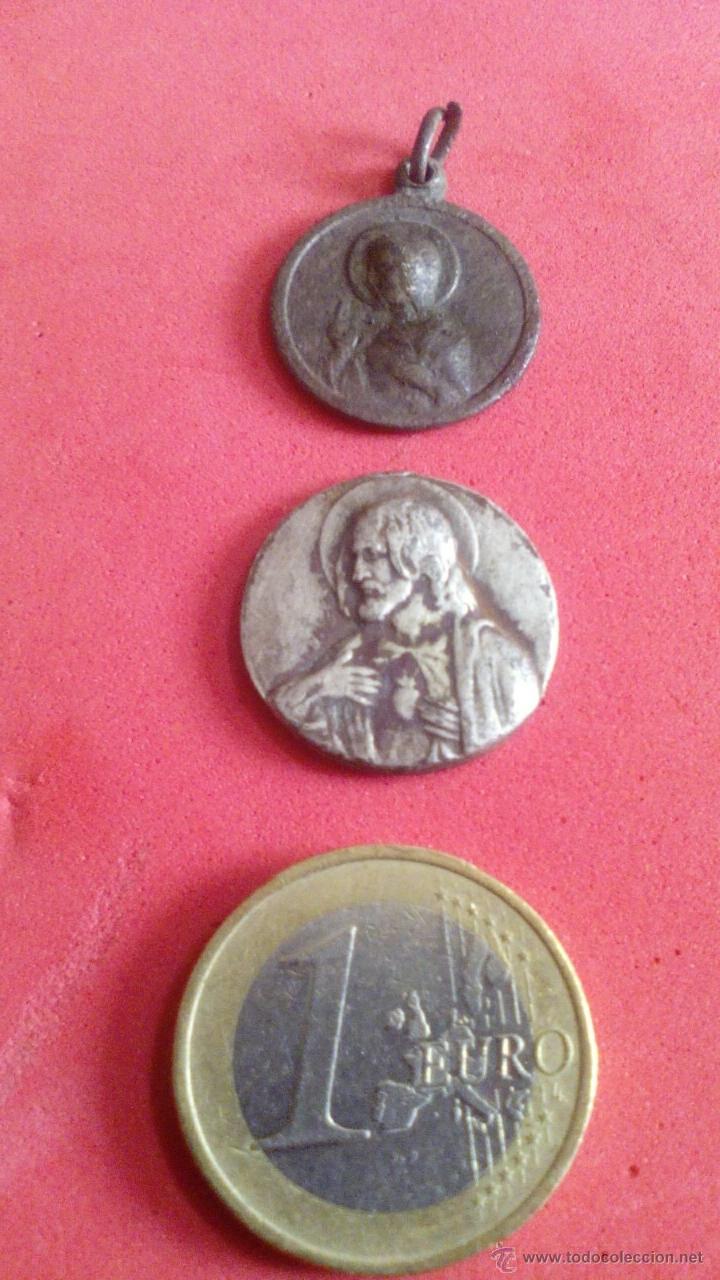 Antig&uuml;edades: DOS MEDALLAS RELIGIOSAS EN PLATA - Foto 2