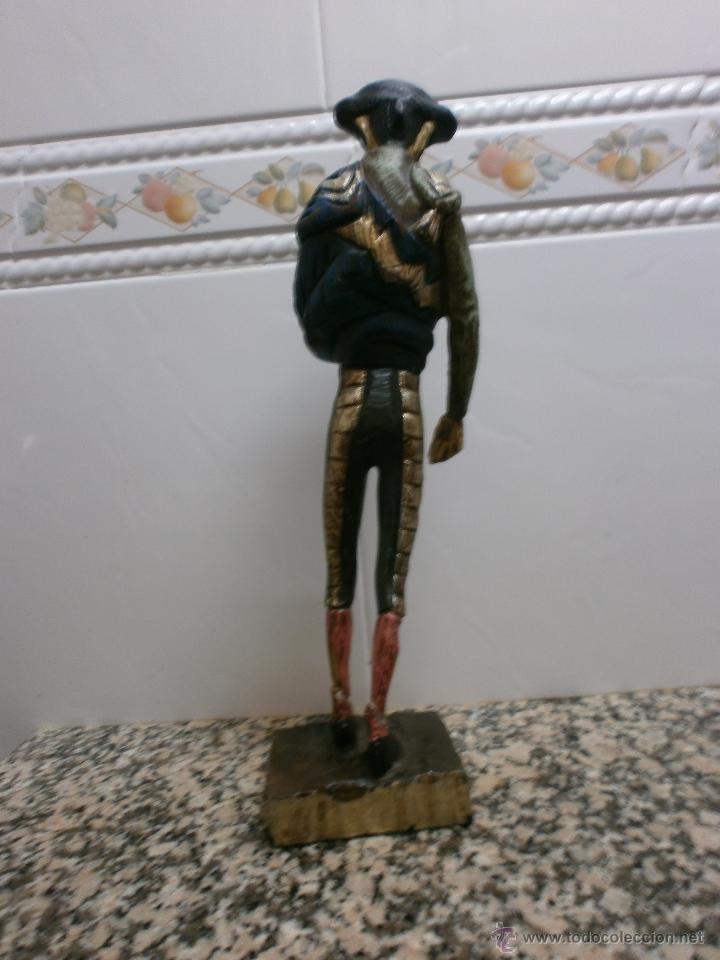 Antig&uuml;edades: ANTIGUO TORERO DE MADERA - Foto 6