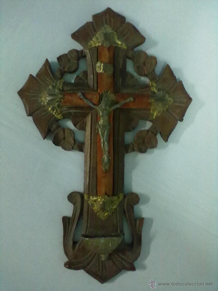 Antig&uuml;edades: BENDITERA CRISTO EN LA CRUZ - Foto 1