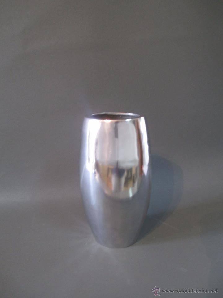Antig&uuml;edades: JARRON DE ALUMINIO - Foto 2