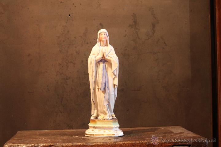 Antig&uuml;edades: VIRGEN DE LOURDES BISCUIT, S. XIX - Foto 1