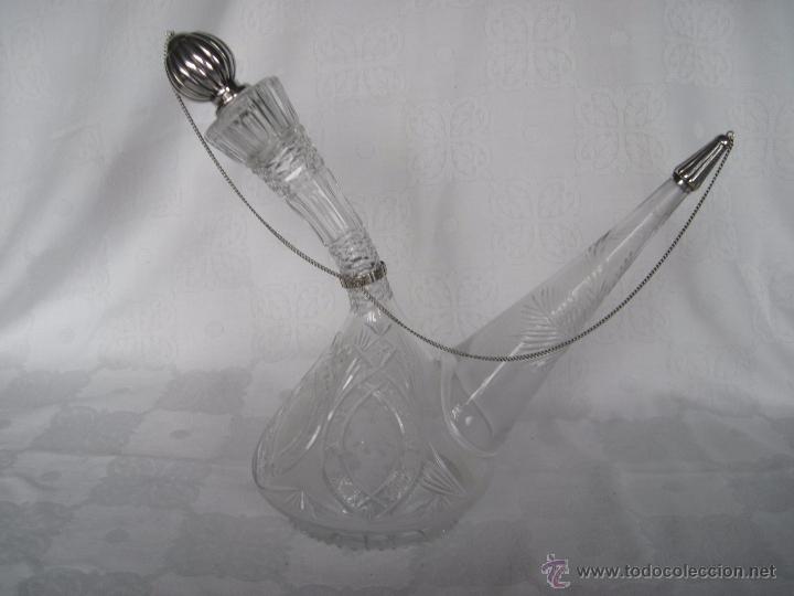 Antig&uuml;edades: Original porr&oacute;n en cristal tallado con tapones en plata