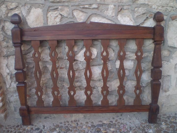 Antig&uuml;edades: CABECERO DE CAMA RUSTICO 150 CM DE LARGO - Foto 1