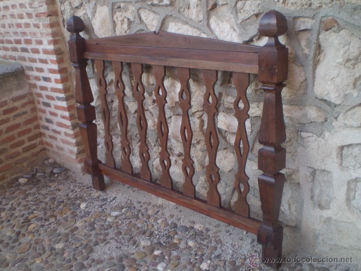 Antig&uuml;edades: CABECERO DE CAMA RUSTICO 150 CM DE LARGO - Foto 2