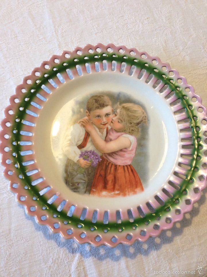 Antig&uuml;edades: Plato de boda de porcelana - Foto 1