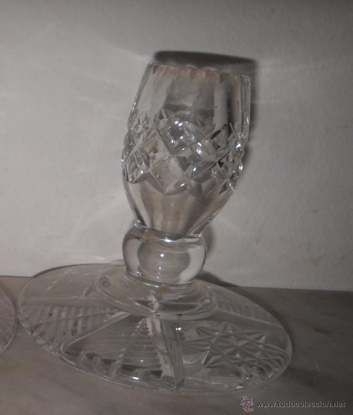 Antig&uuml;edades: Pareja candelabros cristal - Foto 2