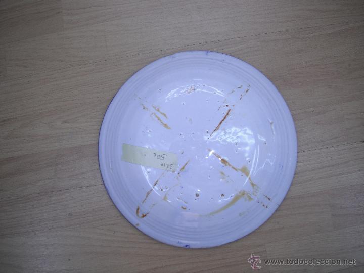 Antig&uuml;edades: Plato de ceramica de Talavera - Foto 2
