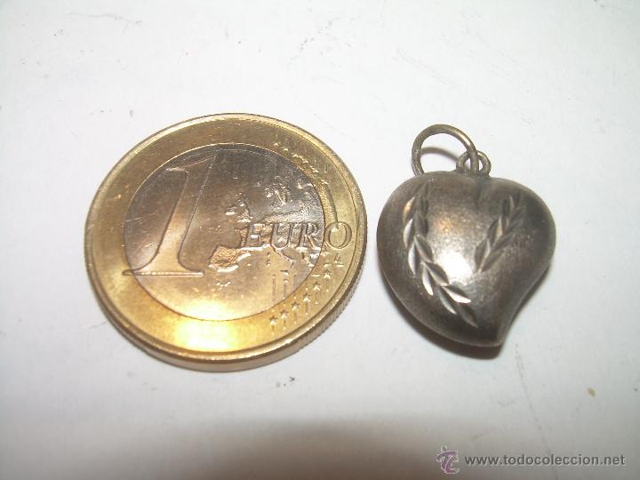Antig&uuml;edades: ANTIGUO Y BONITO CORAZON DE PLATA. - Foto 2