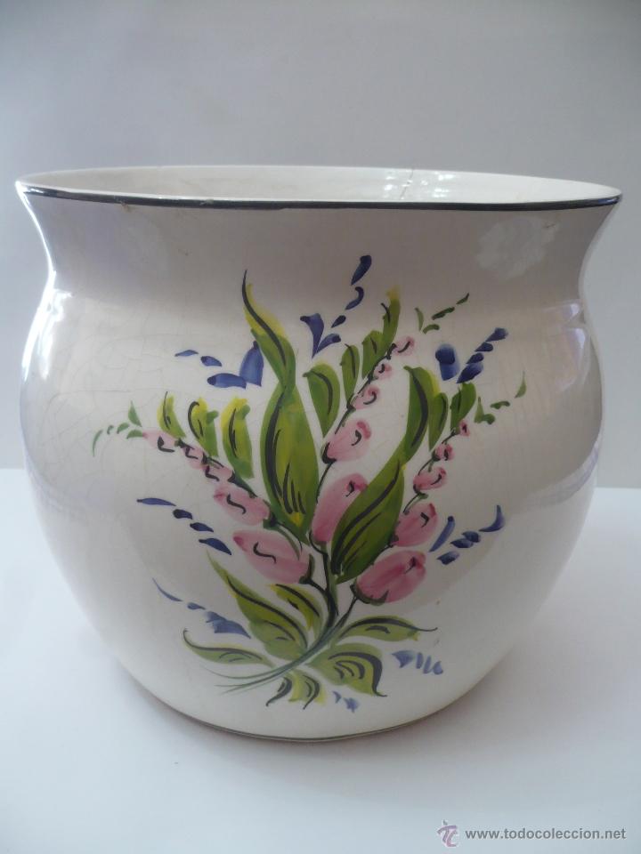 Antig&uuml;edades: MACETERO DE CERAMICA CON DIBUJO. - Foto 1