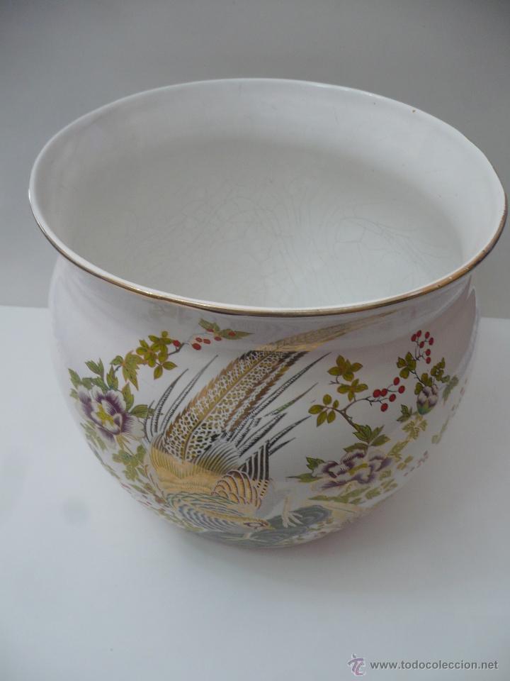 Antig&uuml;edades: MACETERO DE CERAMICA CON DIBUJO DE FAISAN. - Foto 8