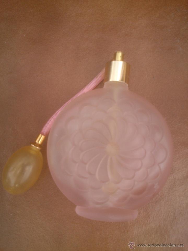 Antig&uuml;edades: PERFUMERO ANTIGUO DE CRISTAL ROSA - Foto 1
