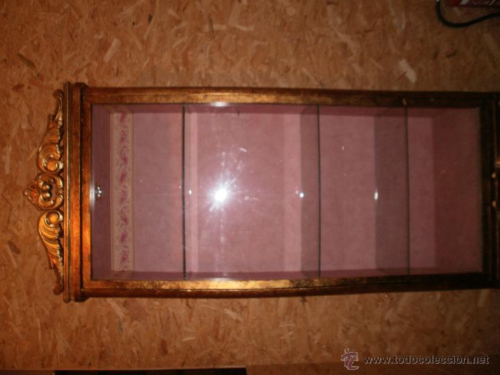 Antig&uuml;edades: VITRINA ESTILO LUIS XV ESTILO IMPERIO AL PAN DE ORO - Foto 3