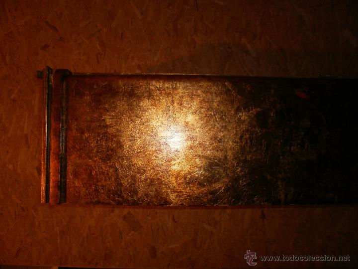 Antig&uuml;edades: VITRINA ESTILO LUIS XV ESTILO IMPERIO AL PAN DE ORO - Foto 11