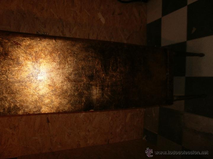 Antig&uuml;edades: VITRINA ESTILO LUIS XV ESTILO IMPERIO AL PAN DE ORO - Foto 12