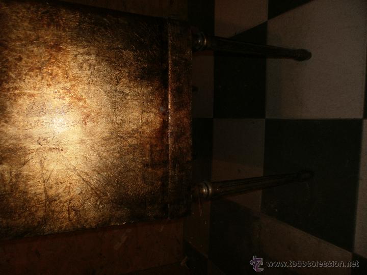 Antig&uuml;edades: VITRINA ESTILO LUIS XV ESTILO IMPERIO AL PAN DE ORO - Foto 13