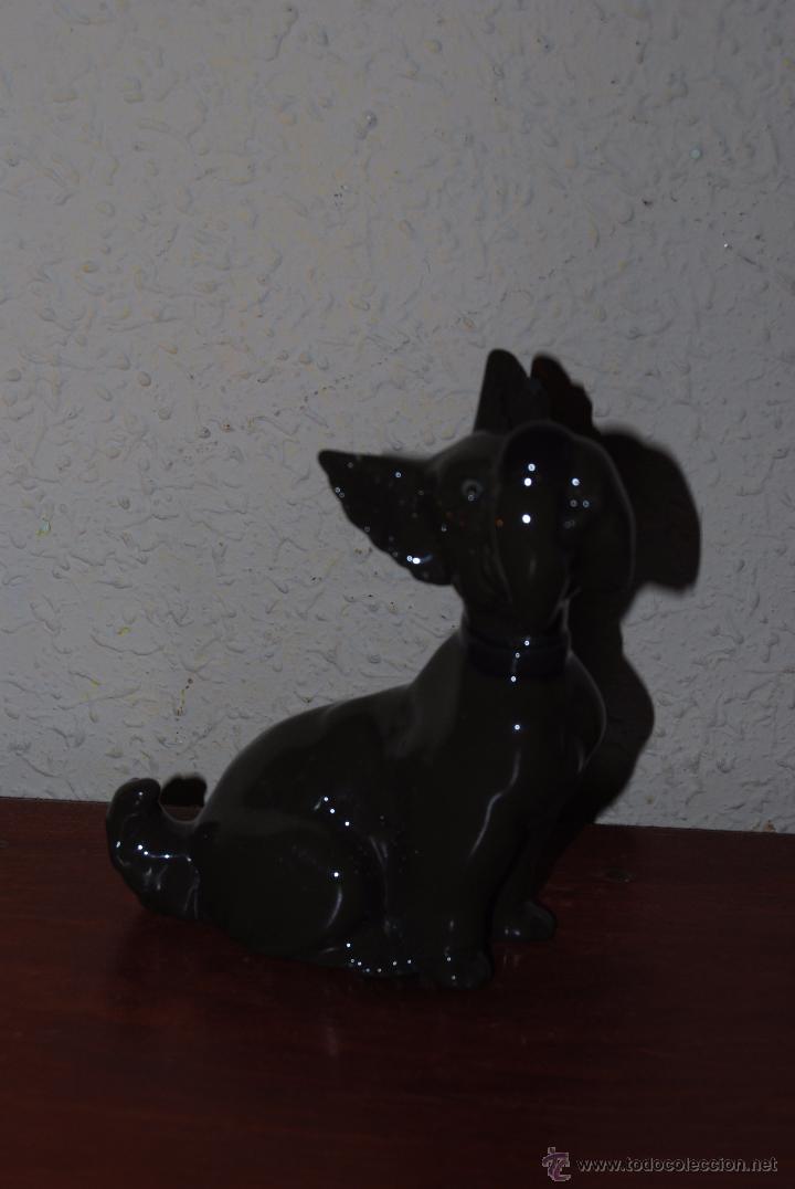 Antig&uuml;edades: PERRO DE PORCELANA NAO - LLADR&Oacute; - Foto 1