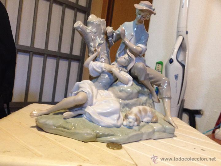Antig&uuml;edades: figura de lladro preciosa ,mirala - Foto 1