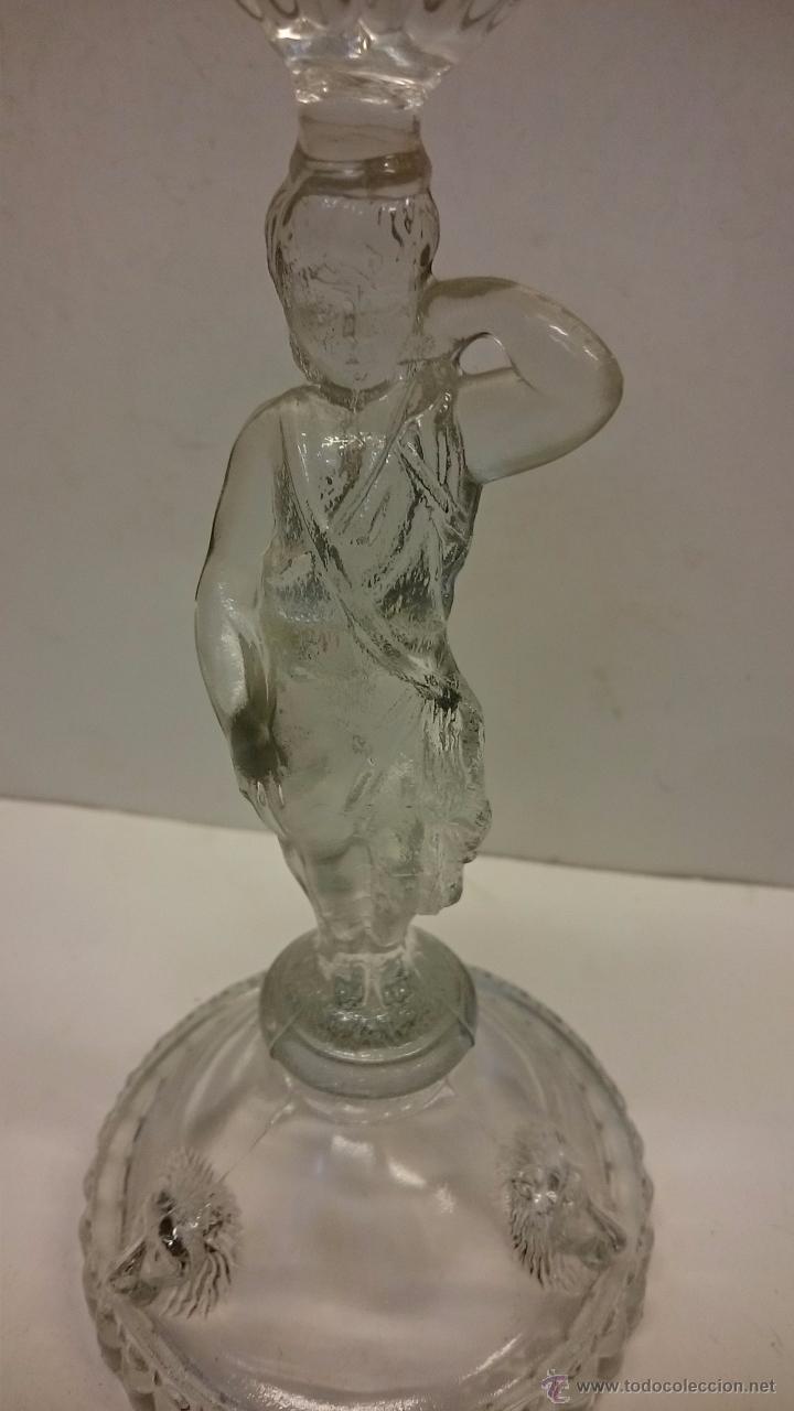 Antig&uuml;edades: CANDELABRO  DE CRISTALCON FIGURA - Foto 2