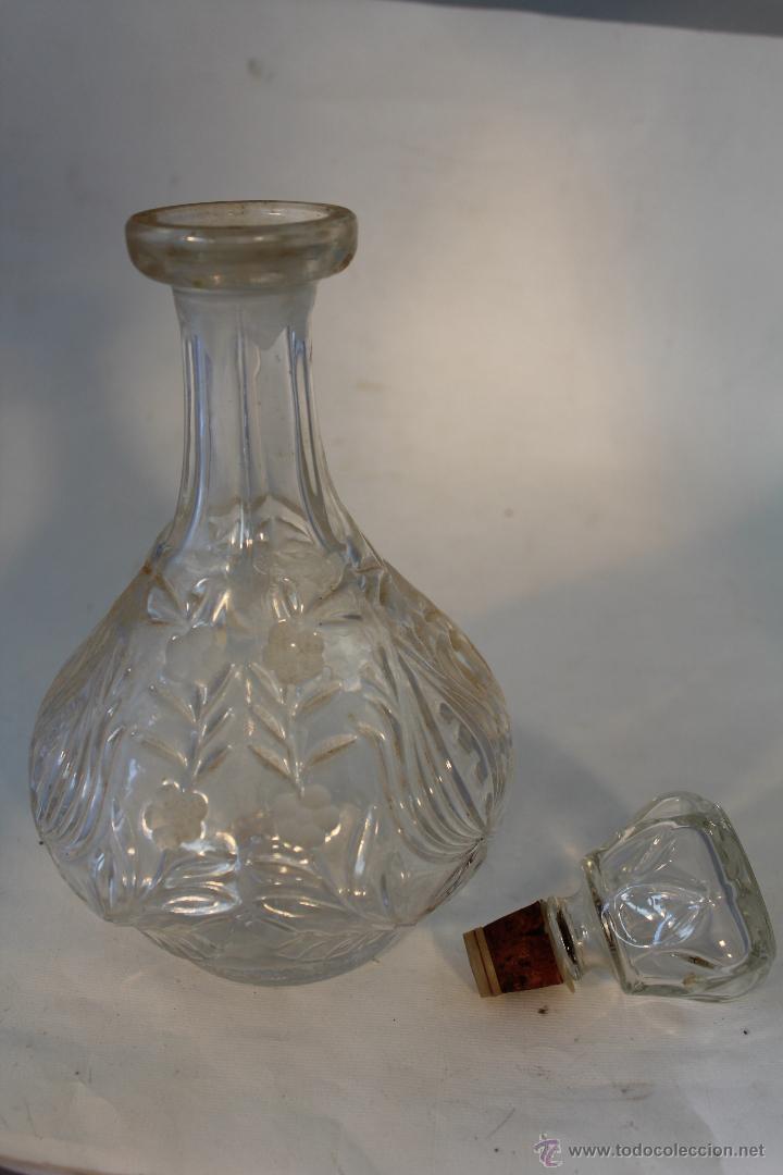 Antig&uuml;edades: LICORERA EN CRISTAL TALLADO - Foto 2