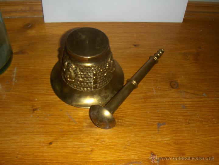 Antig&uuml;edades: ESTUPENDO ALMIREZ DE BRONCE CON 3 CARAS. - Foto 3