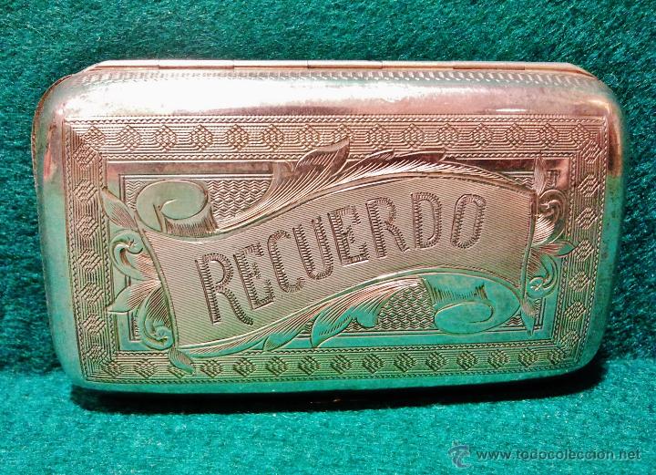 Antig&uuml;edades: Caja de plata con la inscripci&oacute;n Recuerdo. - Foto 1