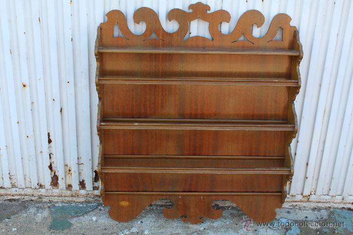 Antig&uuml;edades: REPISA - PLATERA EN MADERA - Foto 1