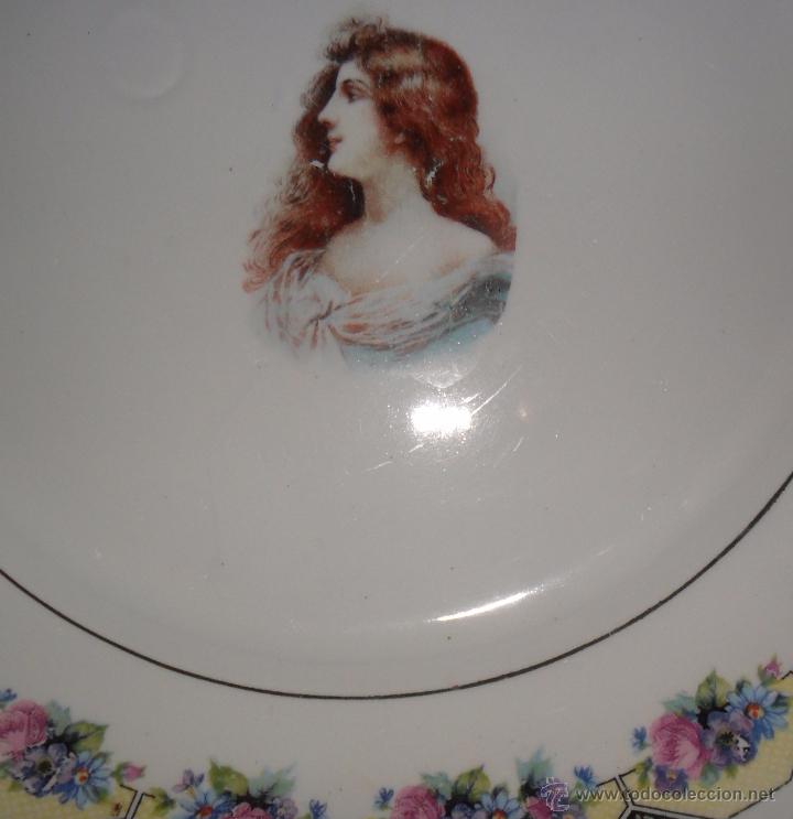 Antig&uuml;edades: Antiguo plato modernista - Foto 1