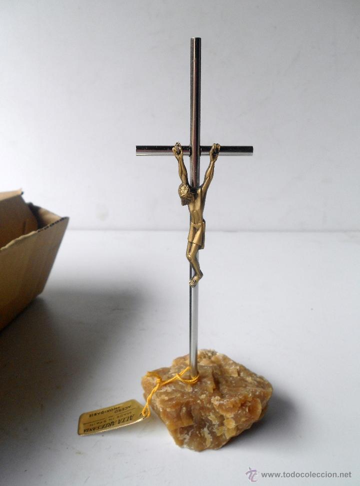 Antig&uuml;edades: Crucifijo - Foto 1