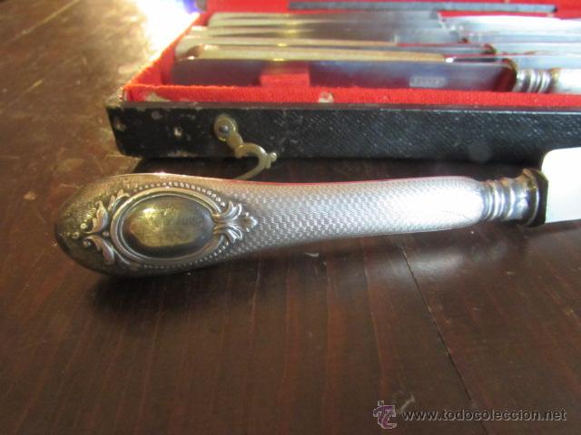 Antig&uuml;edades: JUEGO DE 5 CUCHILLOS CON MANGO DE MADERA Y 6 DE PLATA - Foto 3
