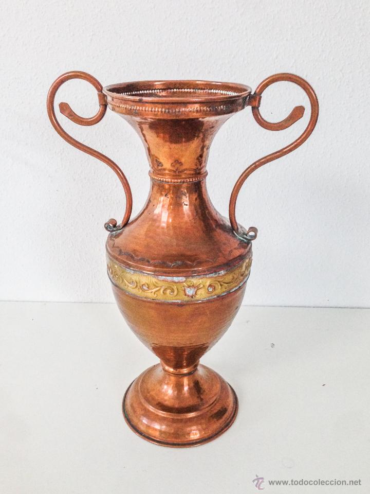 Antig&uuml;edades: Jarr&oacute;n de cobre repujado - Foto 5