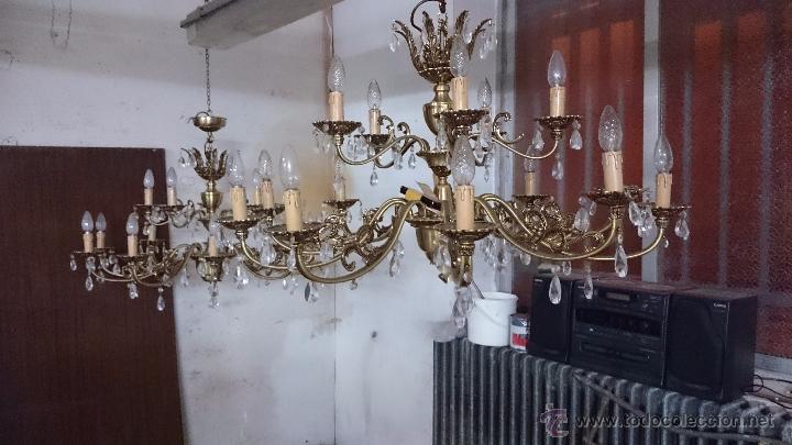 Antig&uuml;edades: LAMPARA DE BRONCE CON CRISTALES - Foto 1
