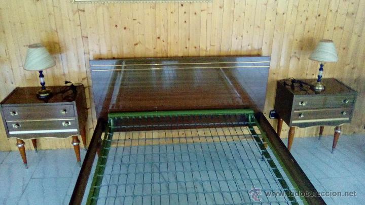 Antig&uuml;edades: DORMITORIO : CAMA, MESITAS Y COQUETA - Foto 6