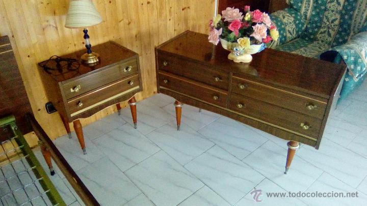 Antig&uuml;edades: DORMITORIO : CAMA, MESITAS Y COQUETA - Foto 7