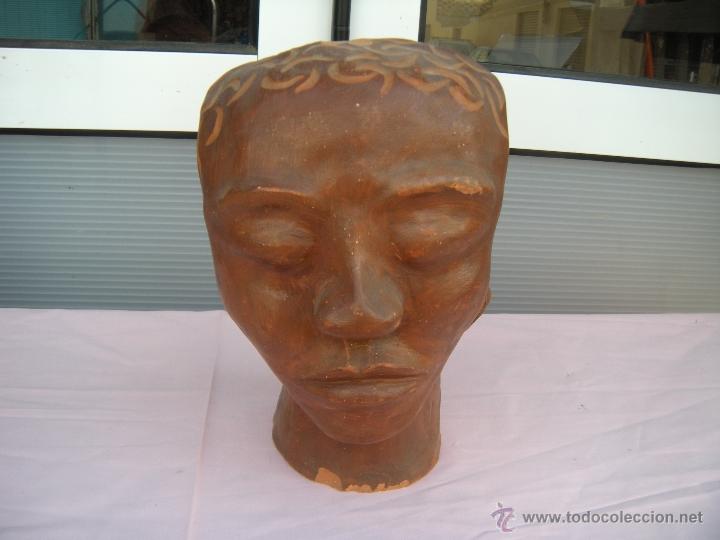 Antiquit&eacute;s: ESCULTURA DE BARRO FIRMADA ROSENDO