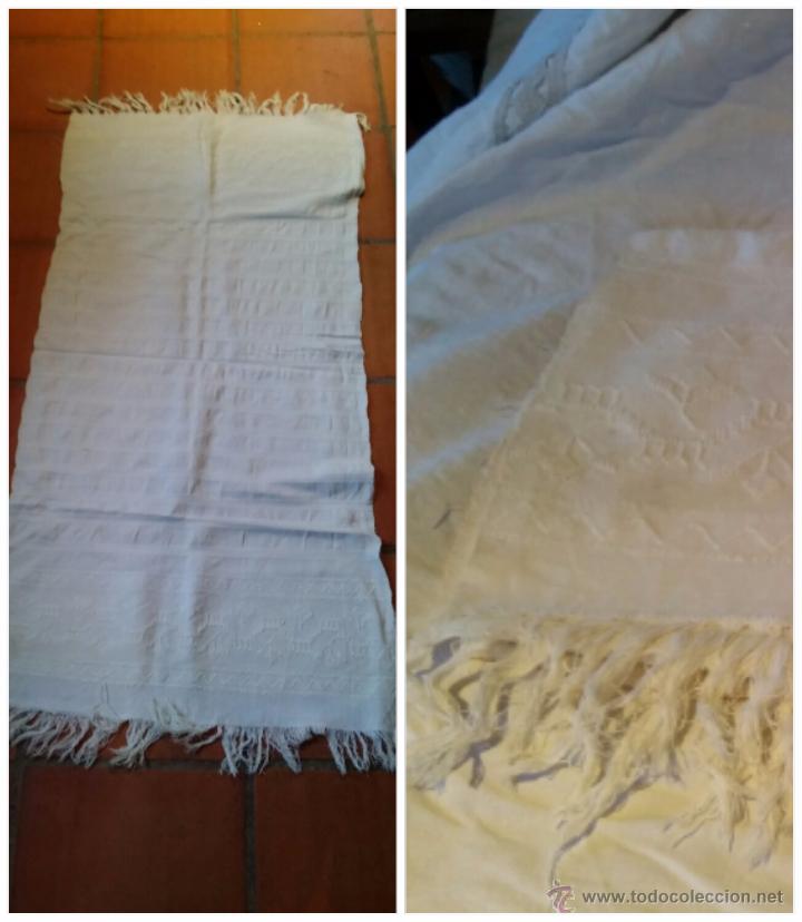 Antiquit&eacute;s: ANTIGUA TOALLA LINO. 125 X63 CM
