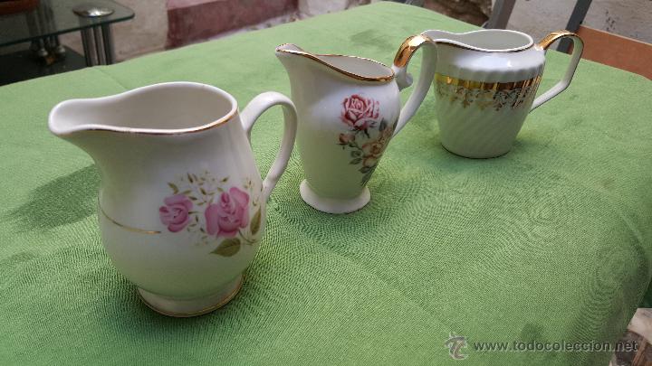 Antig&uuml;edades: jarras de ceramicas - Foto 1