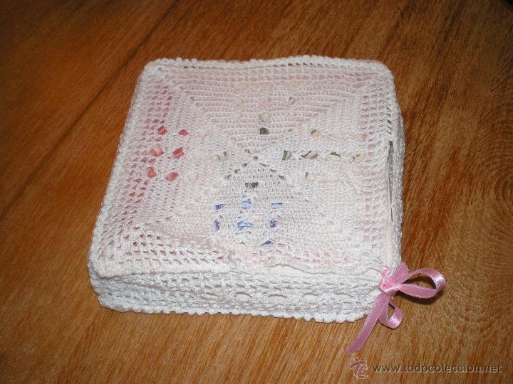 Antig&uuml;edades: FUNDA PARA SERVILLETAS DE GANCHILLO O CROCHET - Foto 1