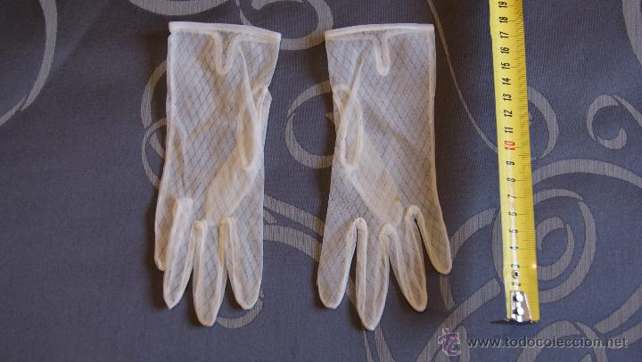 Antig&uuml;edades: Antiguos guantes de Primera Comuni&oacute;n - Foto 1