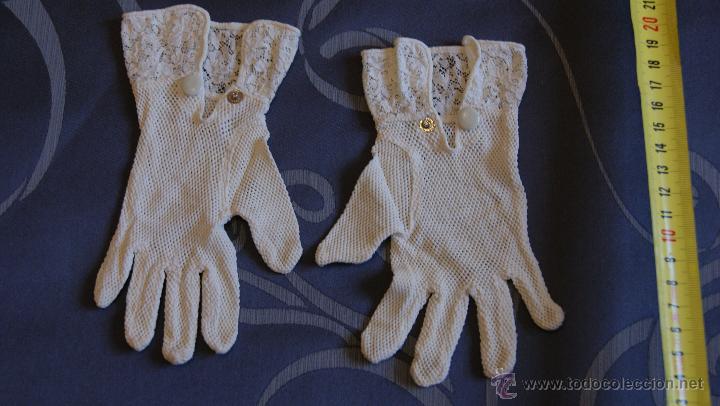 Antig&uuml;edades: Antiguos guantes de Primera Comuni&oacute;n - Foto 1