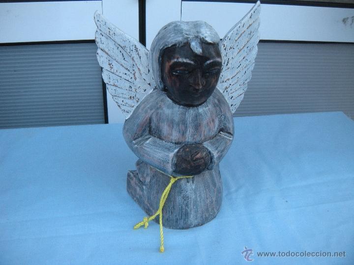 Antig&uuml;edades: ANGEL TALLADO EN MADERA. - Foto 1