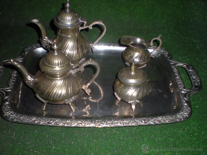 Antiquit&eacute;s: bandeja labrada con juego de caf&eacute;